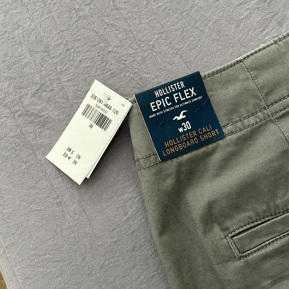- HOLLISTER SHORTS - Picture 2 of 2